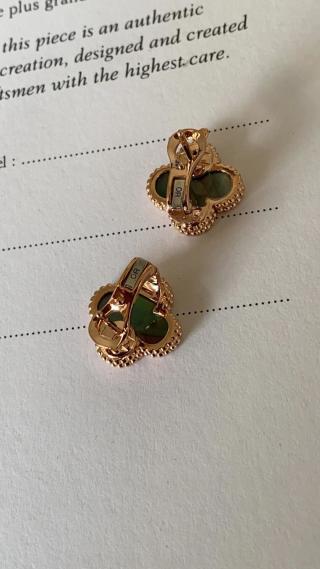 Van Cleef & Arpels Rose Gold and Grey Mother-of-Pearl Clover Earrings